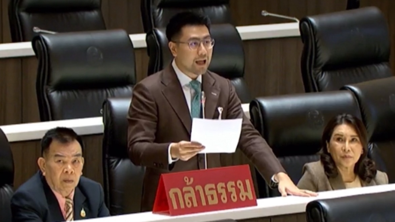 สส. อัครแสนคีรี ตั้งกระทู้จี้รัฐบาลเร่งเยียวยาชาวนาไร่ละพัน หลังเจอวิกฤตราคาข้าวตกต่ำ