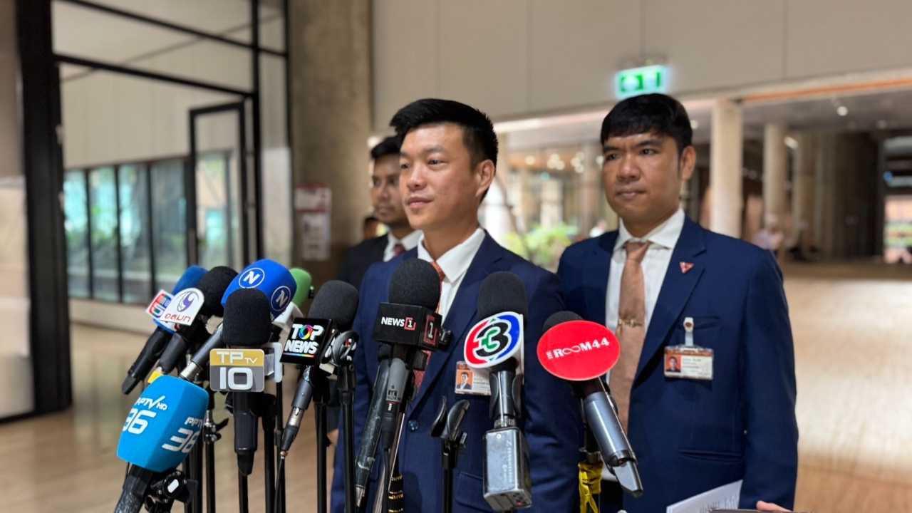 พรรคประชาชนเผยยกร่าง พ.ร.บ.สงฆ์ไว้ เล็งใช้ กม.ฟองเงินกับวงการสงฆ์