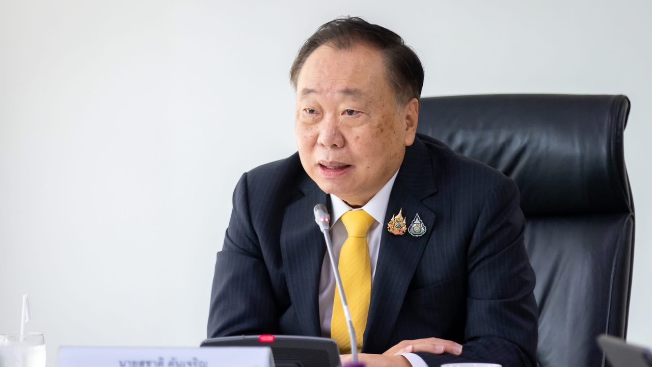 "สุชาติ" เตรียมสังคายนาวงการสงฆ์ แก้ พ.ร.บ. คณะสงฆ์ให้ทันสมัย