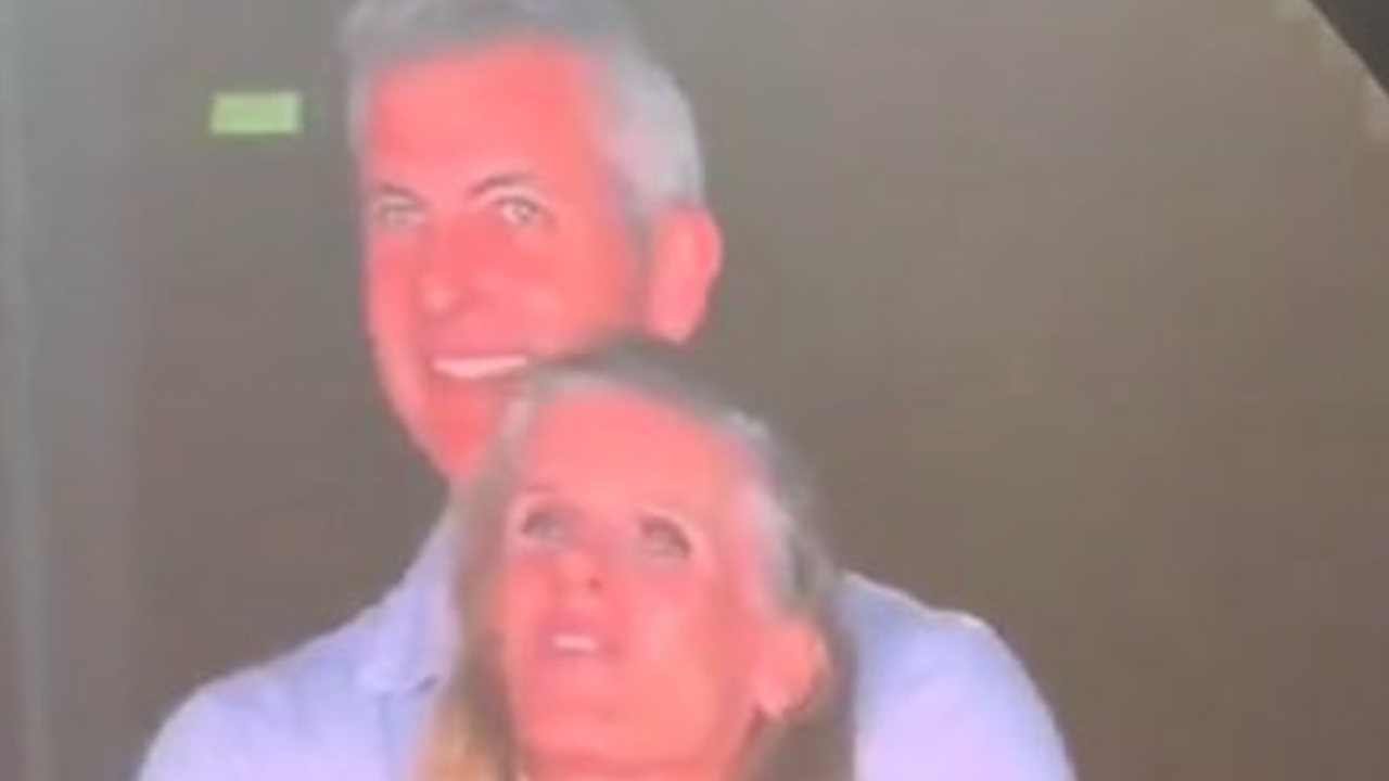 Andy Byron ซีอีโอคนดังที่ตกเป็นข่าวจาก Kiss Cam ในคอนเสิร์ต Coldplay