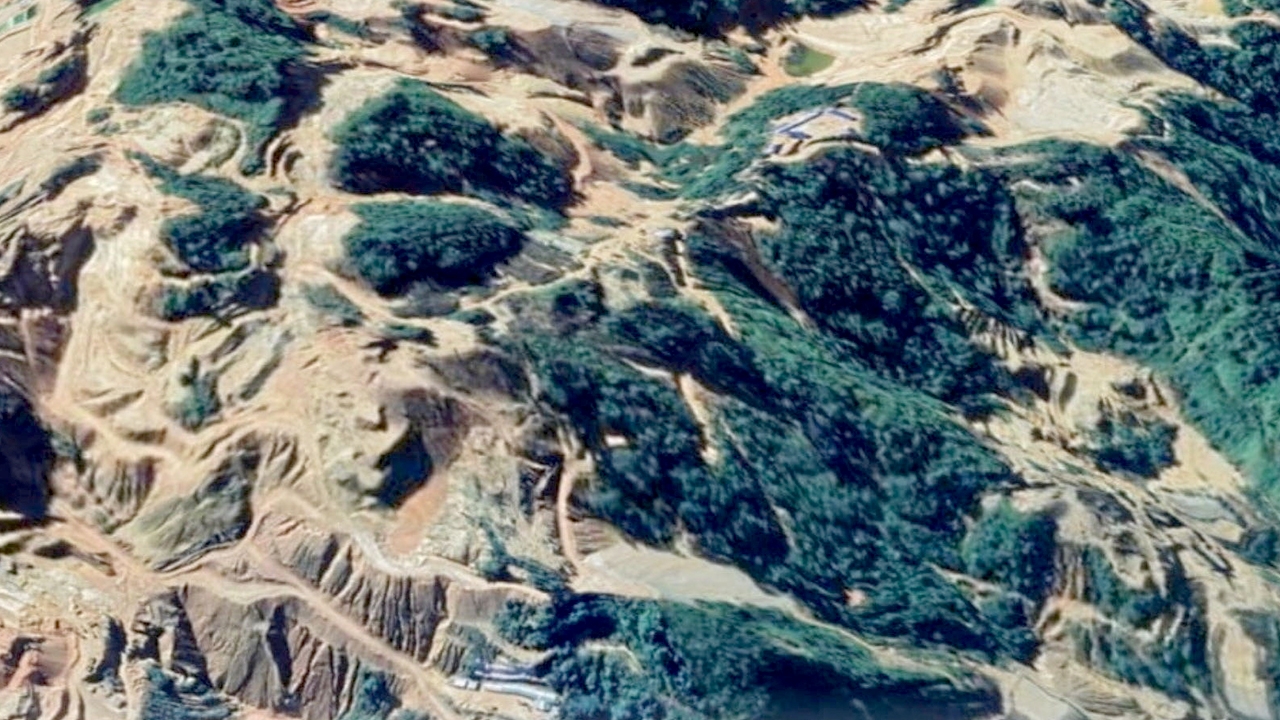 เหมืองเถื่อนข้ามชาติ มลพิษข้ามแดนสู่ไทย