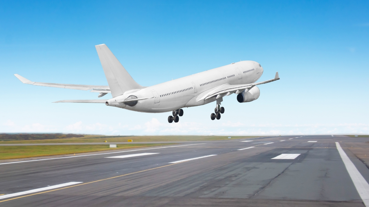 Flightradar24 คืออะไร พร้อมวิธีใช้ง่ายๆ ติดตามเครื่องบินเรียลไทม์