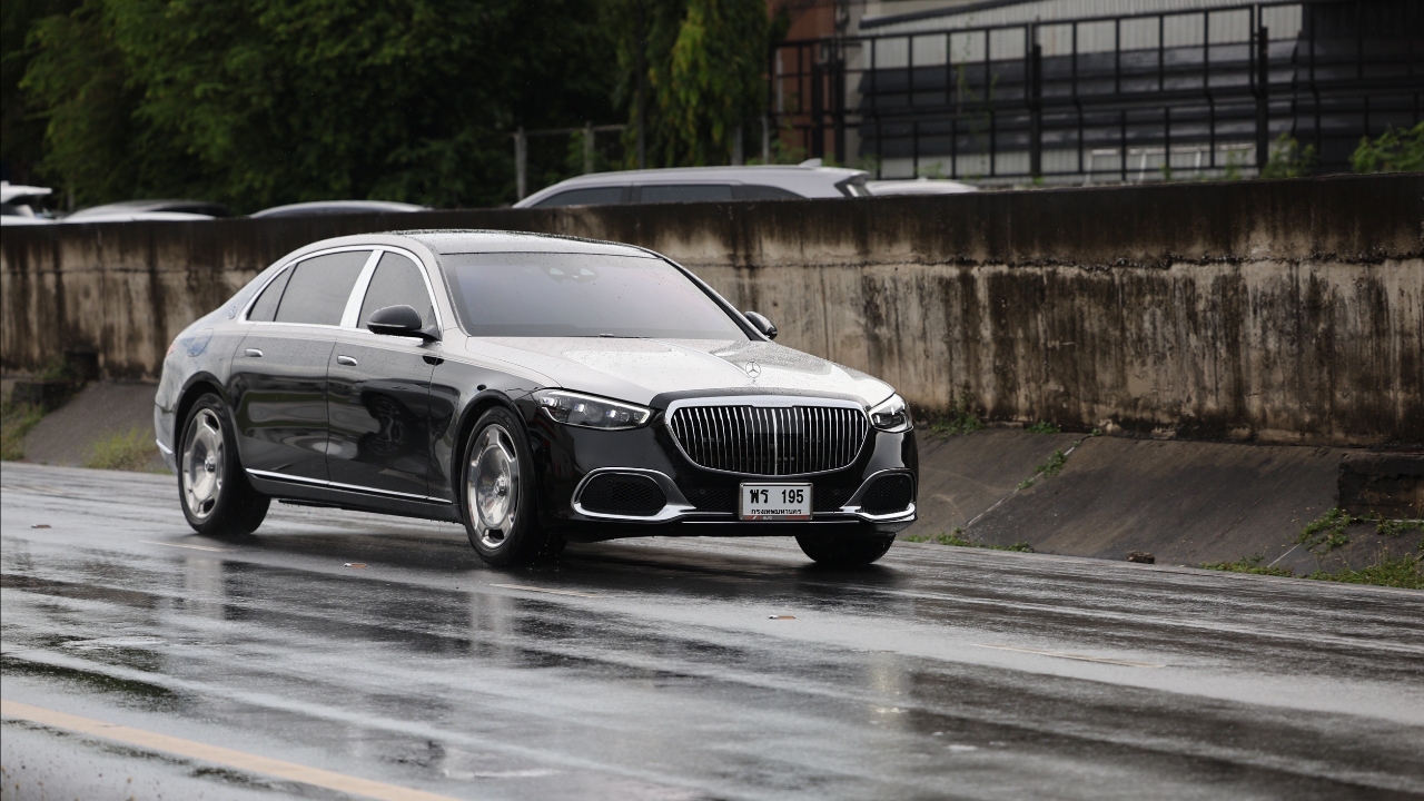 เปิดสเปกรถเบนซ์ทักษิณ ชินวัตร หลังแลนดิ้งกลับถึงไทย