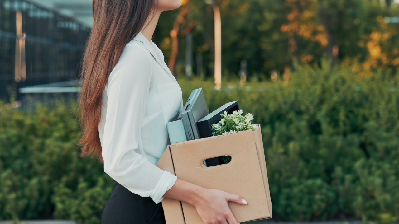 เบื่องาน แต่กลัวเงินหาย เปิด 3 สเต็ป "เปลี่ยนสายอาชีพ" แบบไม่เจ็บตัว