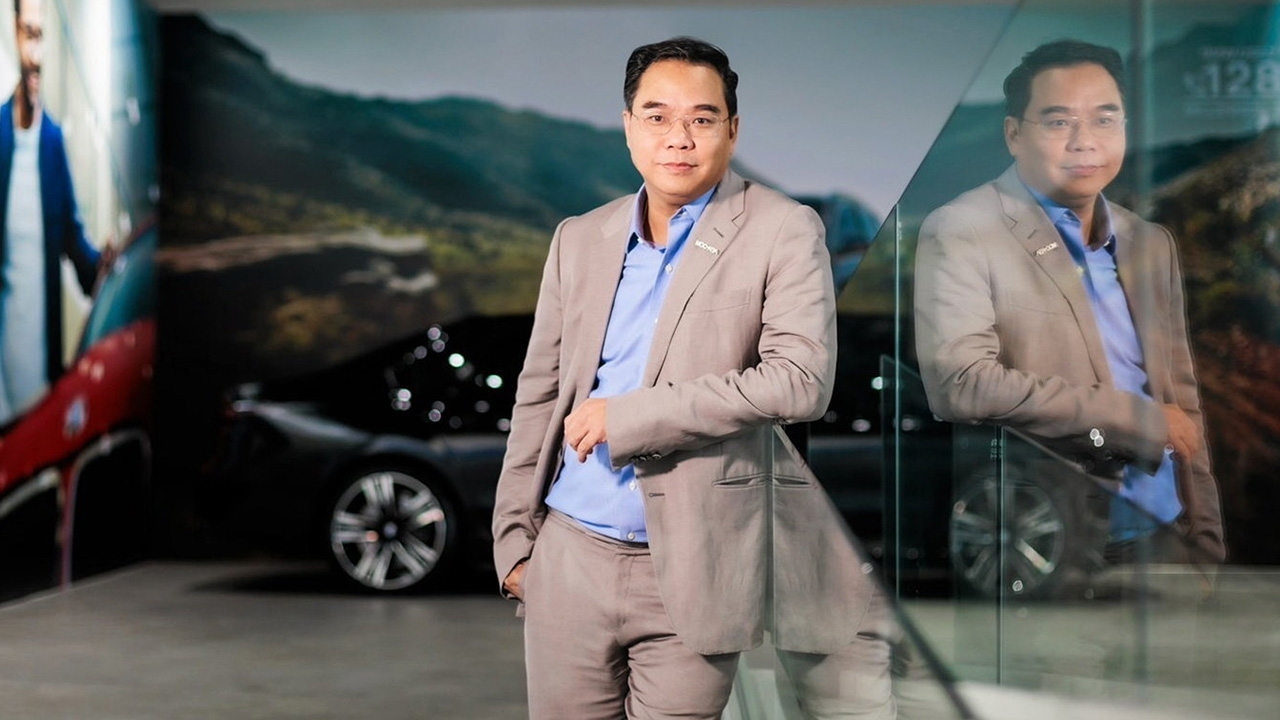 รุกผงาดเข้ม