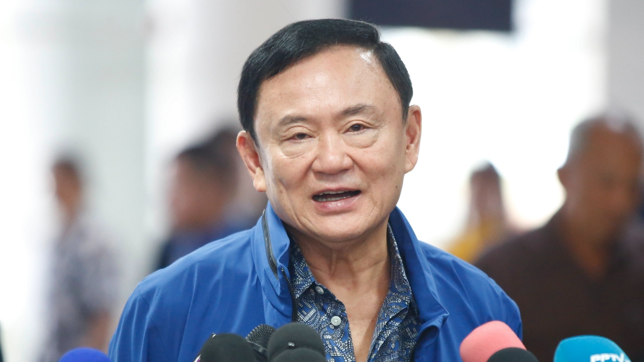 ยังไม่พบเที่ยวบิน “ทักษิณ” ออกจากดูไบ หลังมีข่าวจ่อแวะสิงคโปร์ก่อนกลับไทย