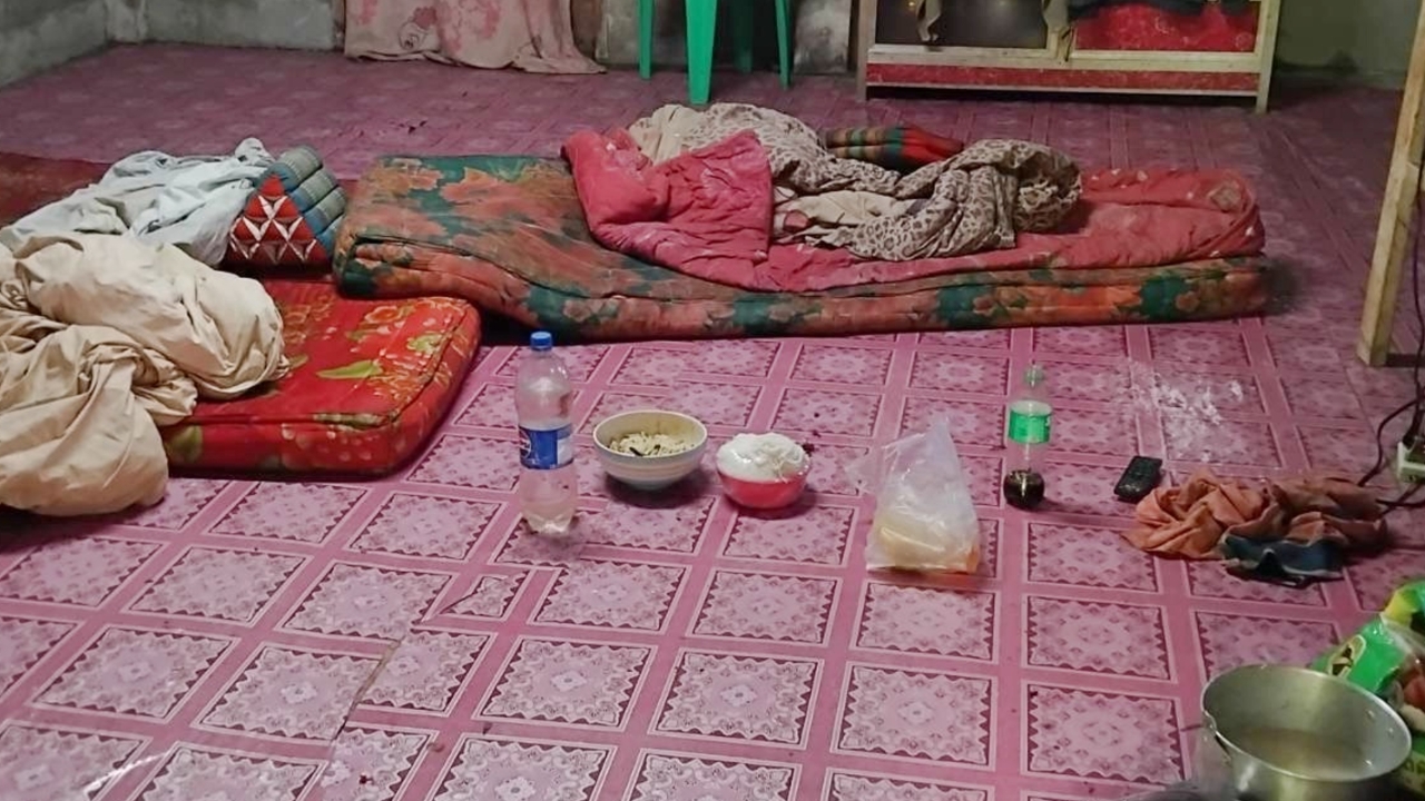 หนุ่มคว้าไม้ฟาดเพื่อนร่วมวงสุรา ดับ 1 เจ็บ 1 รำคาญเถียงกันเรื่อง "รถน้ำมันหมด"