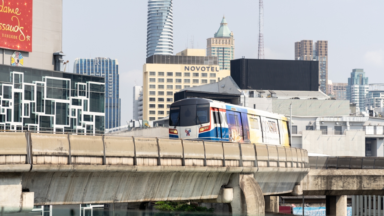 สรุปวิธีซื้อตั๋วรถไฟฟ้า BTS และ MRT ให้ประหยัดค่าเดินทาง