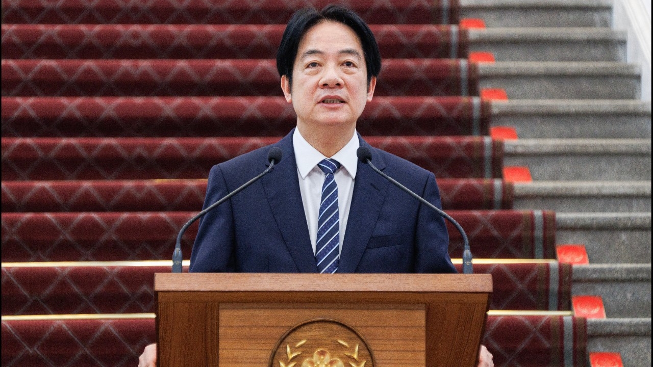 ผู้นำไต้หวันโพสต์เฟซบุ๊กเหน็บจีน "ไม่เฉลิมฉลองสันติภาพด้วยปลายกระบอกปืน"