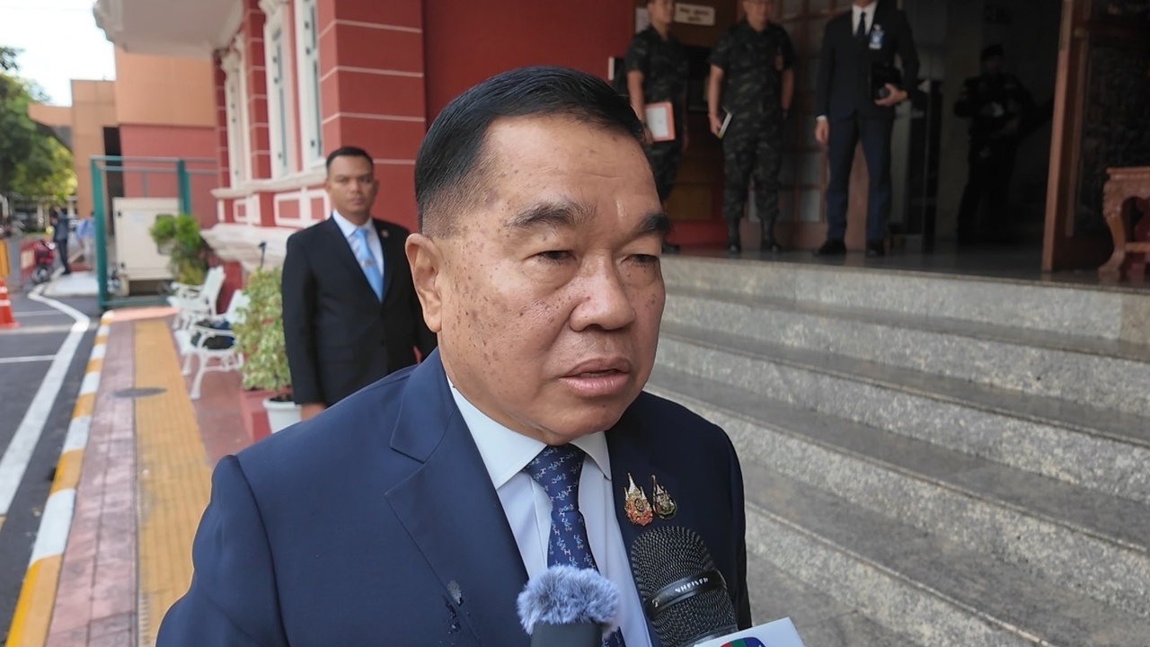 “บิ๊กเล็ก” เตรียมส่งโผทหารให้ “ภูมิธรรม” ขึ้นทูลเกล้าฯ ไม่ห่วงสถานการณ์ชายแดนไทย-กัมพูชา 