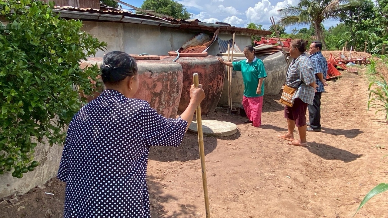 ชายหายตัวกว่า 3 ปี เจอโครงกระดูกในบ่อเกรอะหลังบ้าน เมียเผยเหตุไม่ติดใจ