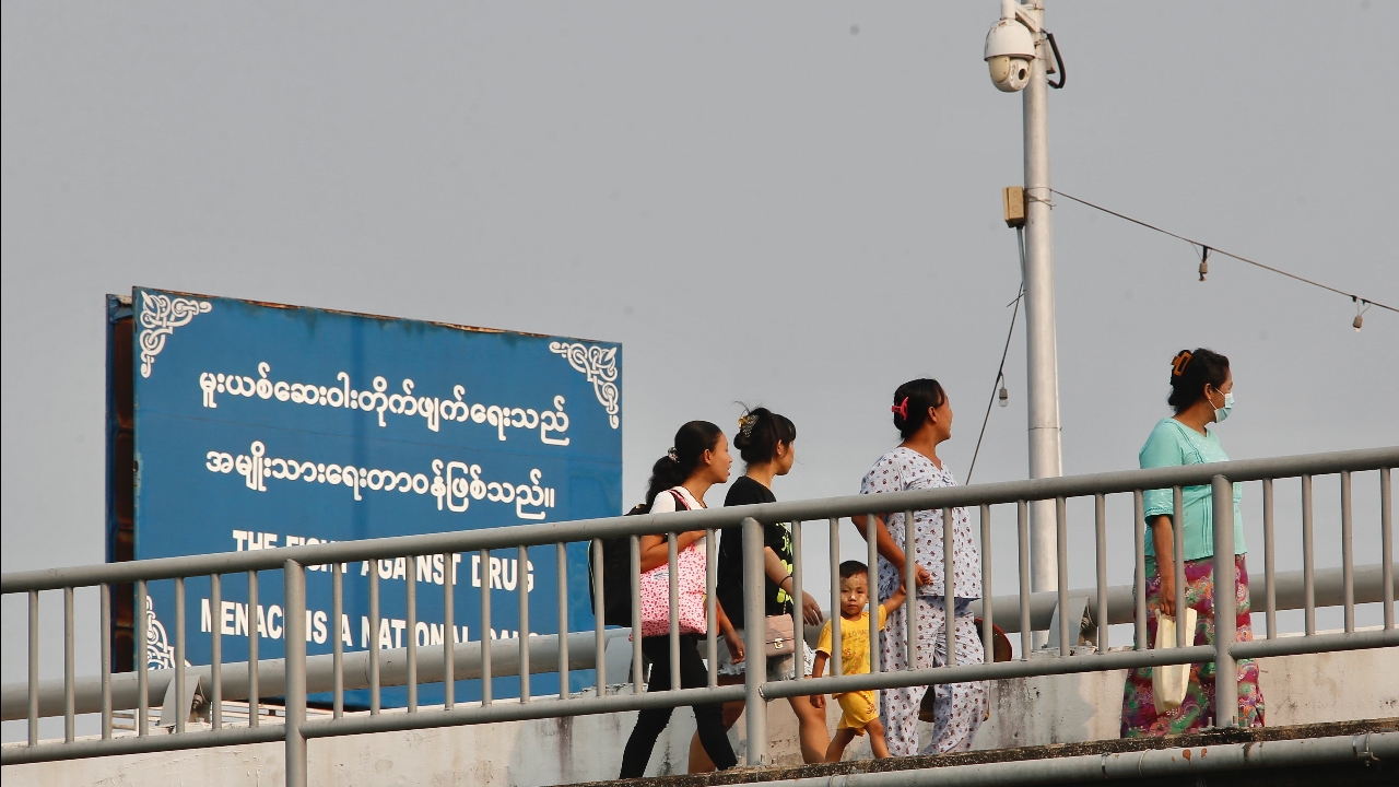 “พาณิชย์”หารือเมียนมาแก้ปัญหาเข้มสินค้าปิดด่านแม่สอด-เมียวดี ยืนยันด่านแม่สาย-ท่าขี้เหล็กไทยส่งได้