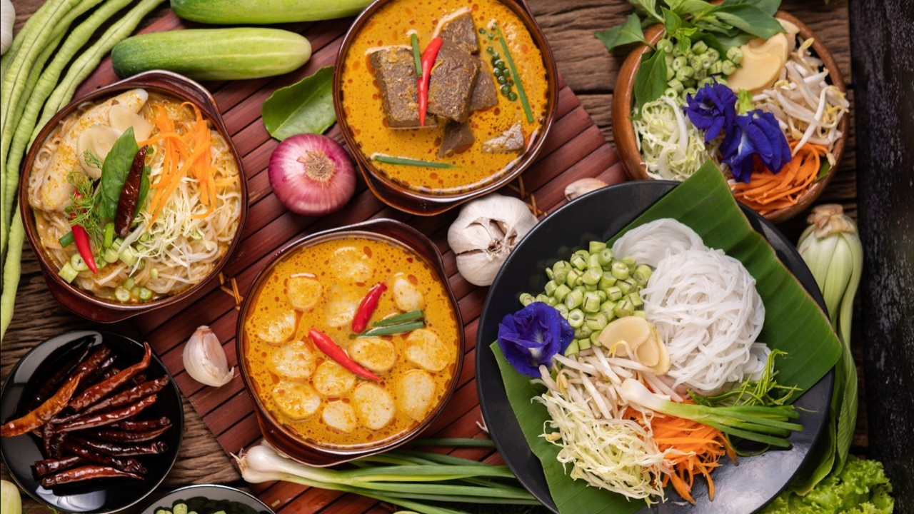 อาหารทะเล วัตถุดิบท้องถิ่น เสน่ห์ของหาดราไวย์ จ.ภูเก็ต ติดท็อป 10 อันดับ สวรรค์นักชิมระดับโลก