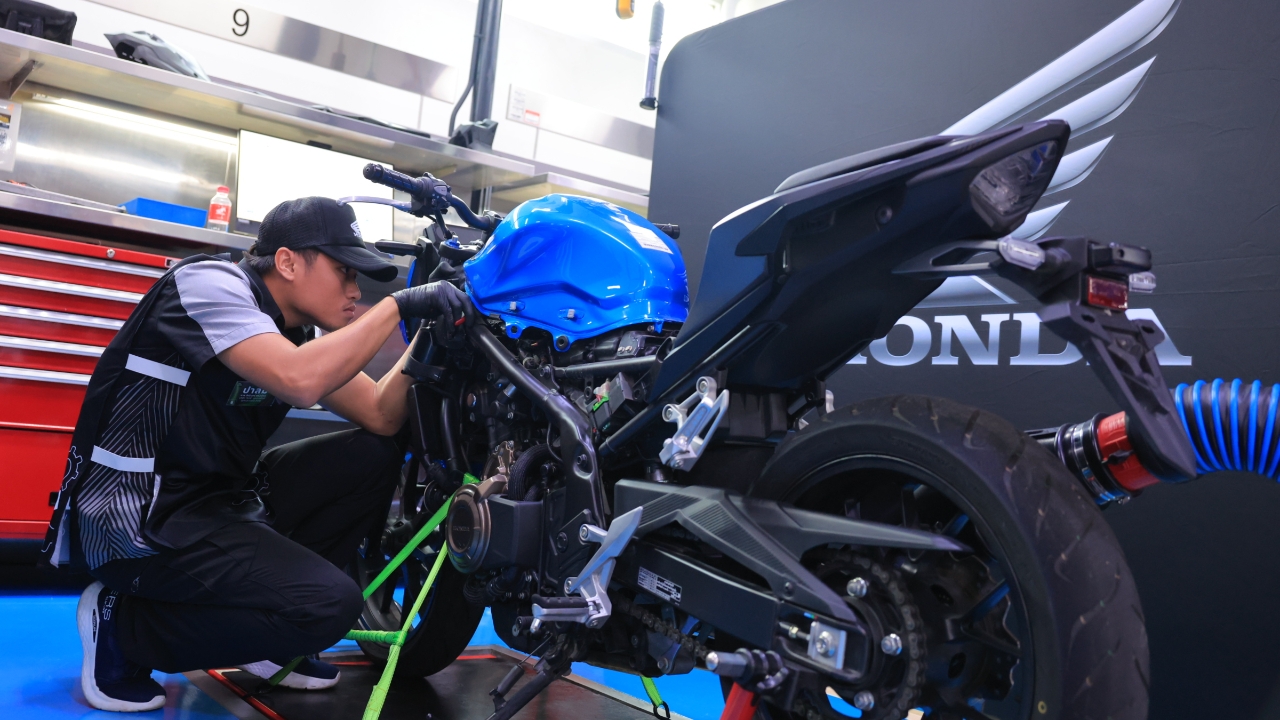 ไทยฮอนด้า เฟ้นหาสุดยอดช่างซ่อมมอเตอร์ไซค์ของไทย ร่วมแข่งขันเวทีโลก