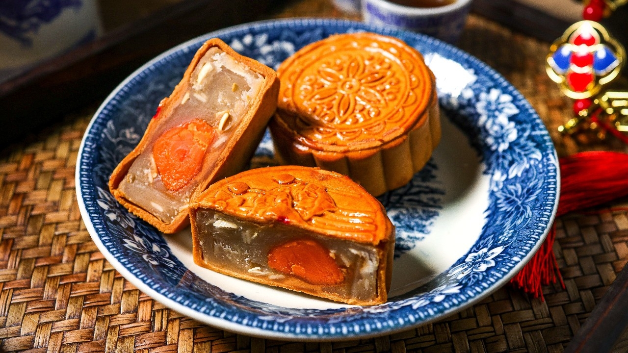 5 เคล็ดลับขอพรวันไหว้พระจันทร์ พร้อมบทสวดขอพร เสริมสิริมงคลตลอดปี