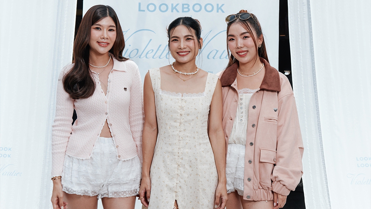 "LOOKBOOKLOOKBOOK" แบรนด์แฟชั่นขวัญใจสาวหวาน ธุรกิจของ 3 เพื่อนรักวัยมัธยม "จีน-อิงค์-โบว์"