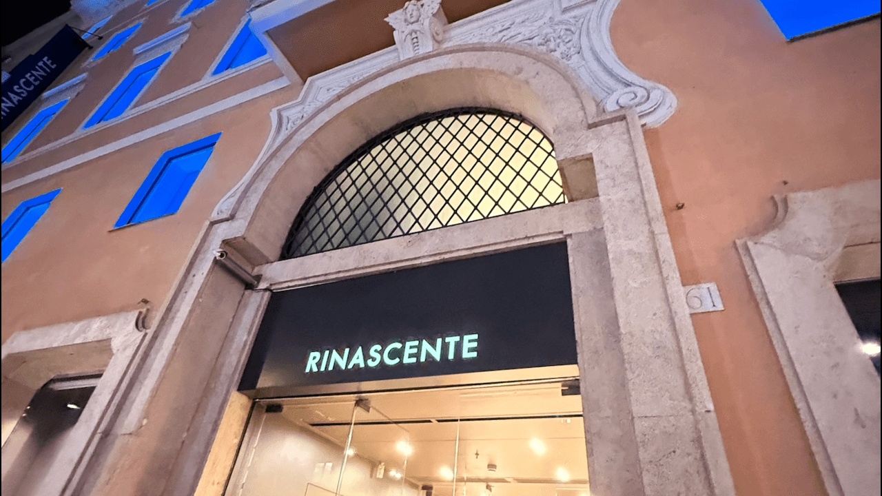 CRC ขายห้างรีนาเซนเตให้กลุ่มเซ็นทรัล ปรับโฟกัสหอบเงินลงทุนอาเซียน