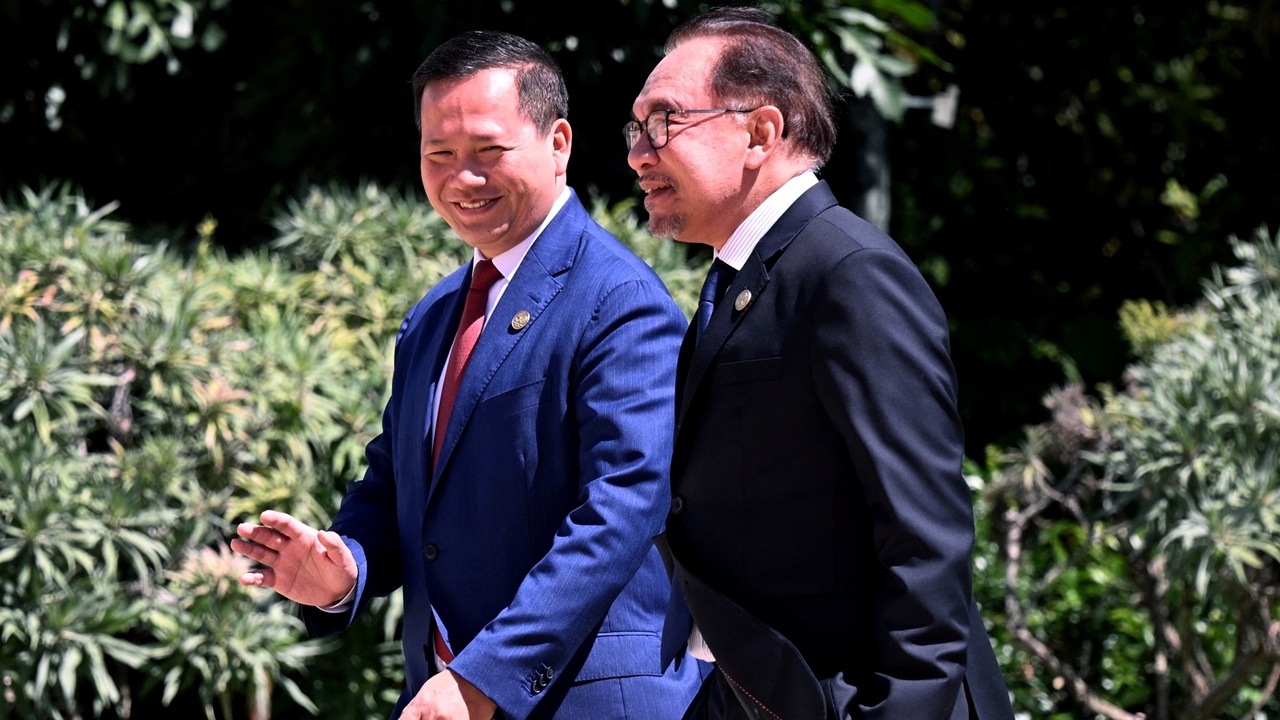 ฮุน มาเนต คุย “อันวาร์” วอนแทรกแซงลดตึงเครียดชายแดนไทย-กัมพูชา