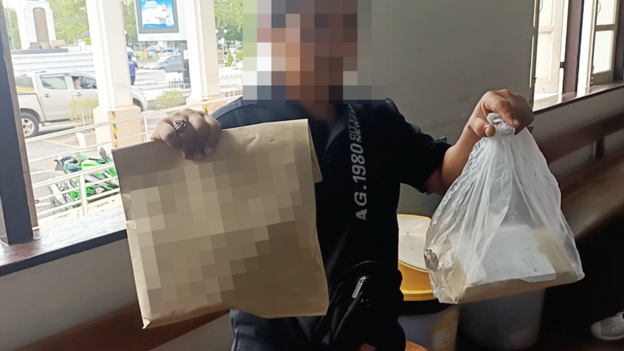 คุมตัวชายต้องสงสัย หลังพาตาวัย 71 ตระเวนถอนเงินสด ออกจากบัญชีที่มีกว่า 10 ล้าน