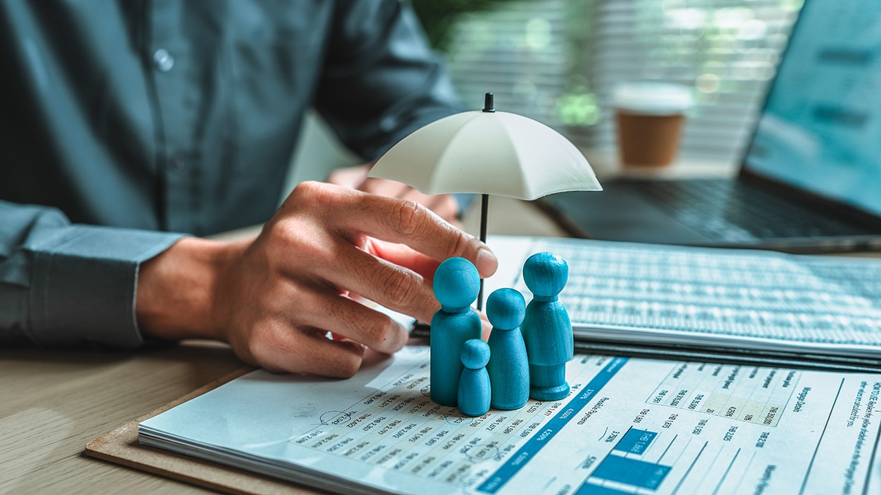 ธุรกิจมาแรง ตอบสนองคนรุ่นใหม่ใส่ใจชีวิต ประกัน-ลงทุน-วางแผนจากลา โตต่อเนื่อง