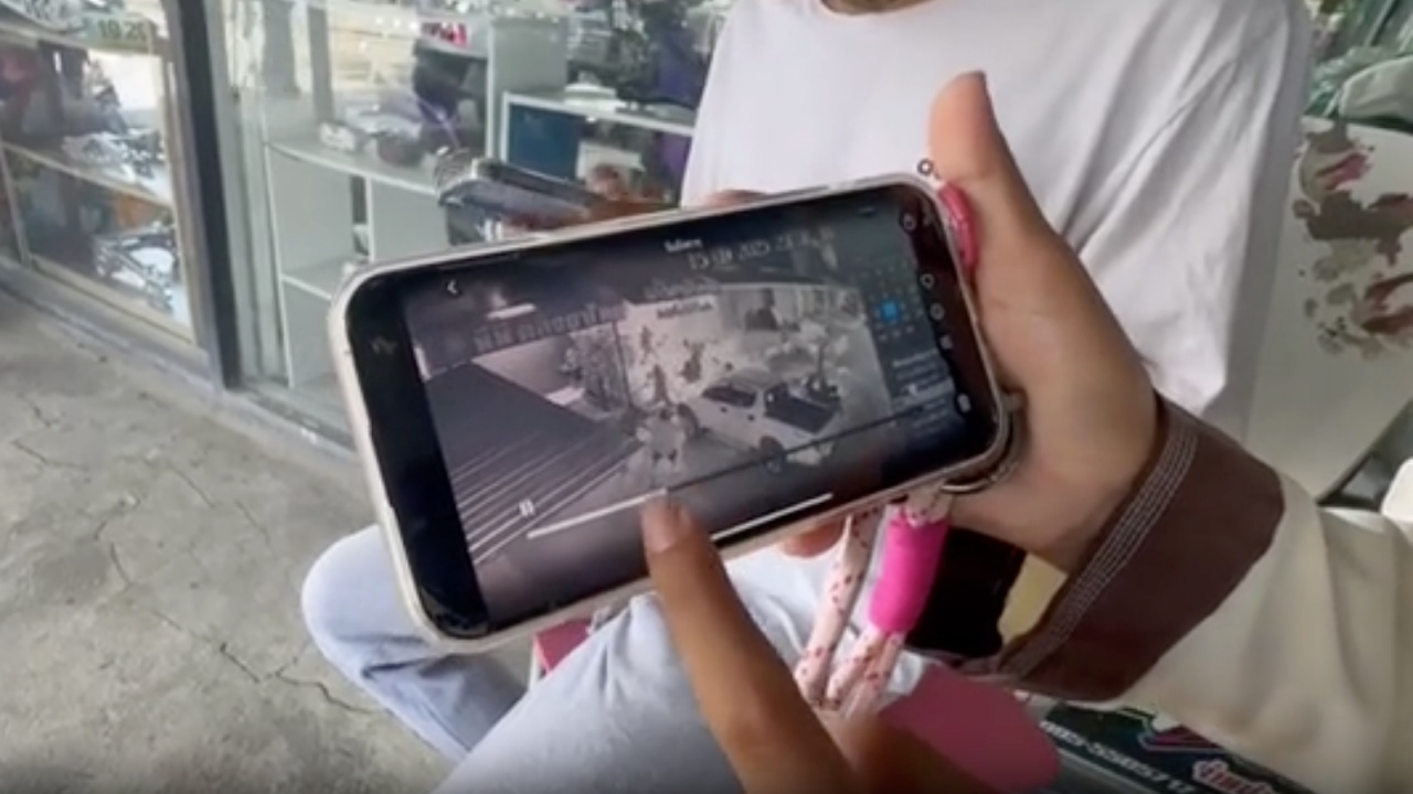 กลุ่มวัยรุ่นยกพวกรุมทำร้ายหนุ่ม 22 เจ็บสาหัส เข้าใจผิดคิดว่าเป็นอริ