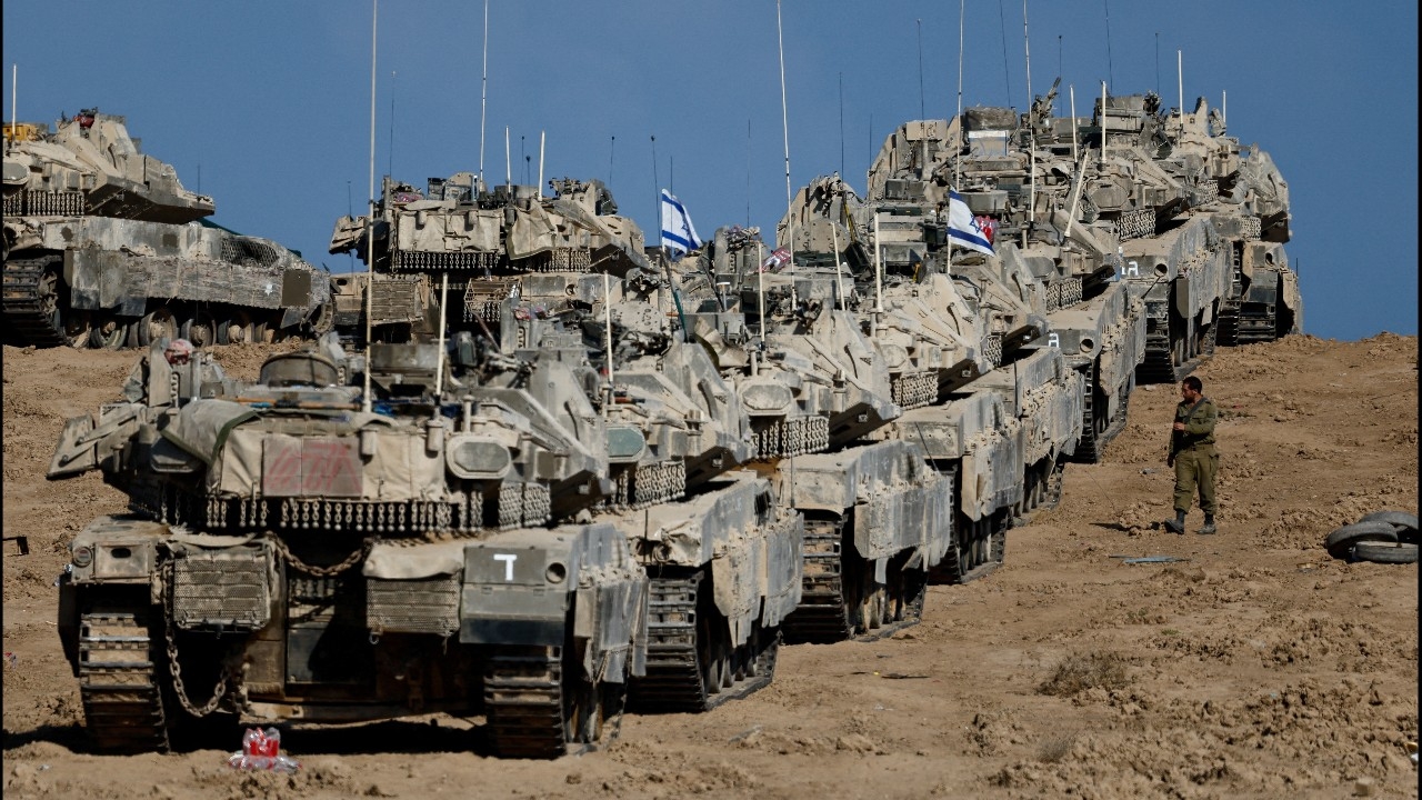 รถถังอิสราเอลรุกคืบย่านพักอาศัยเมืองกาซา ซิตี้