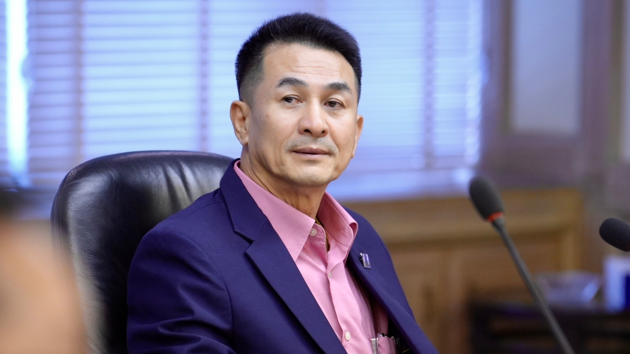 “ชลน่าน” เผยร่างแก้ รธน.เพื่อไทย ไม่โละอำนาจ สว. ไม่ห่วงบล็อกโหวต ส.ส.ร.