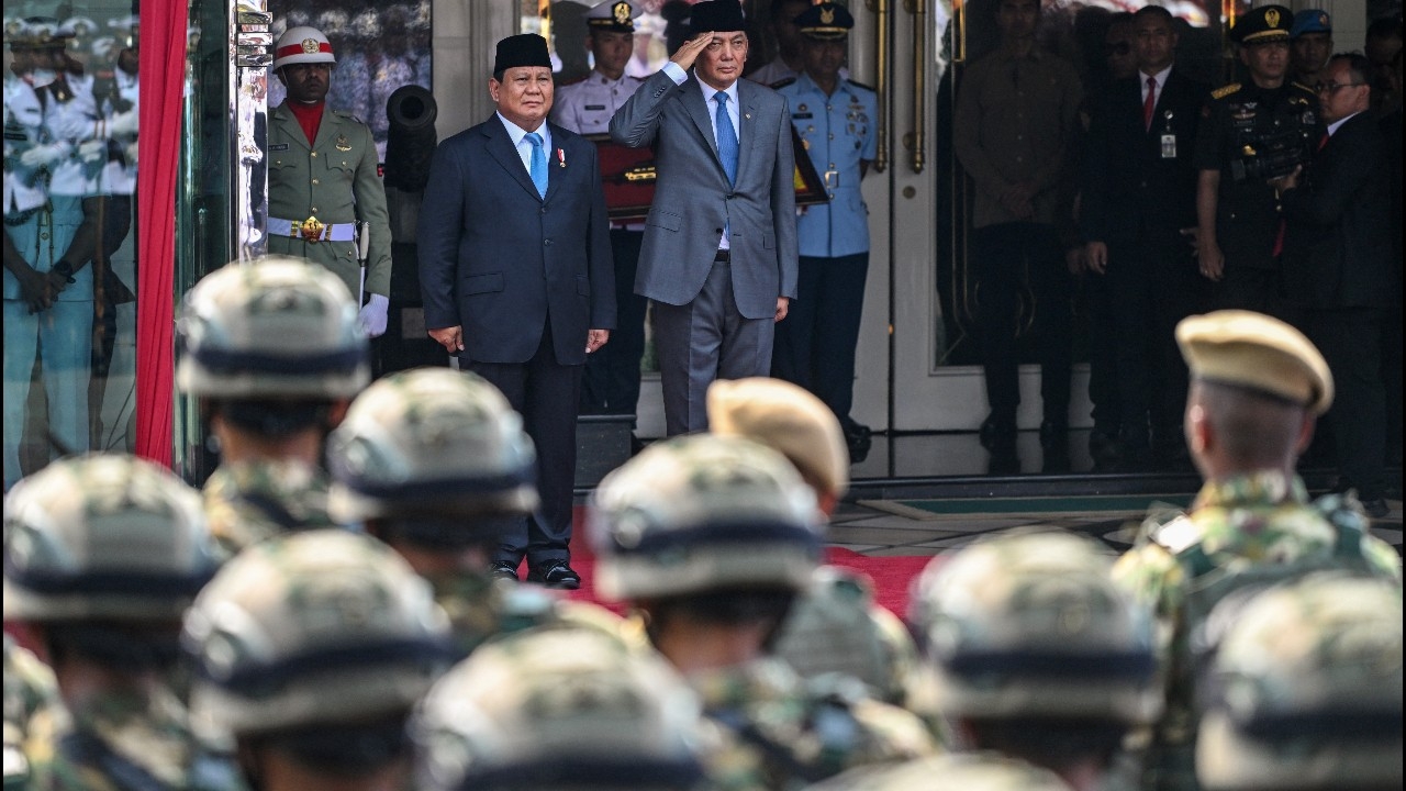 ศาลรัฐธรรมนูญอินโดนีเซียรับรองการแก้ไขกฎหมายกองทัพ ให้ทหารนั่งเก้าอี้พลเรือน