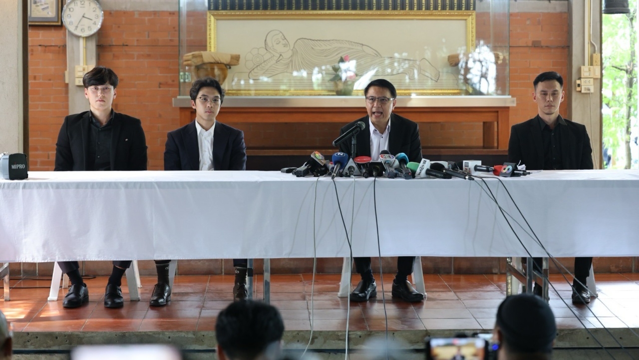 วัดนาป่าพง ส่งทนายแจง ปม "พระคึกฤทธิ์" โอนเงินให้สีกา ตั้งมูลนิธิฯ ในเยอรมัน