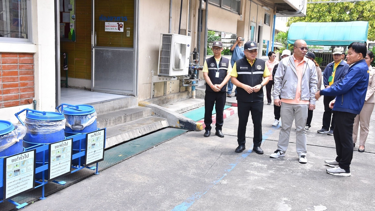 กวดขัน “วิน-แผงค้า” เขตมีนบุรี ชวนลงทะเบียนแยกขยะลดค่าธรรมเนียม