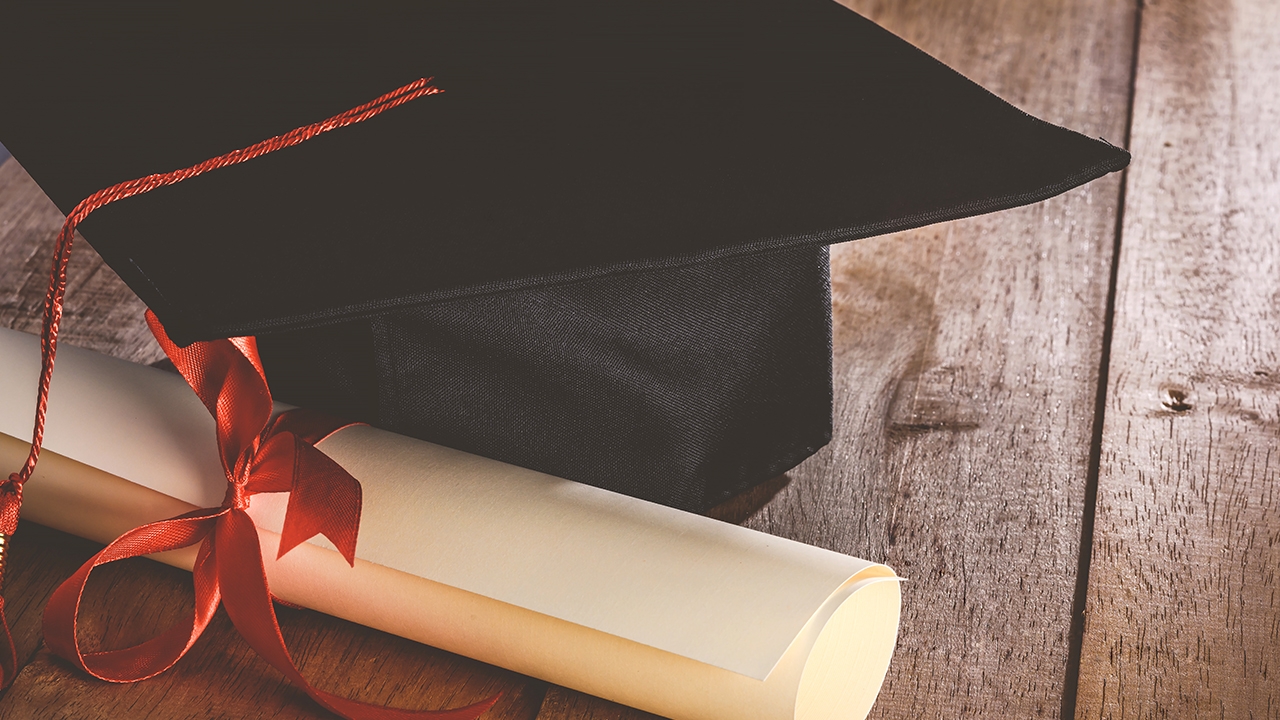 ผลสำรวจนอร์ทแบงค็อกโพล คุณค่าใบปริญญาของคนรุ่นใหม่