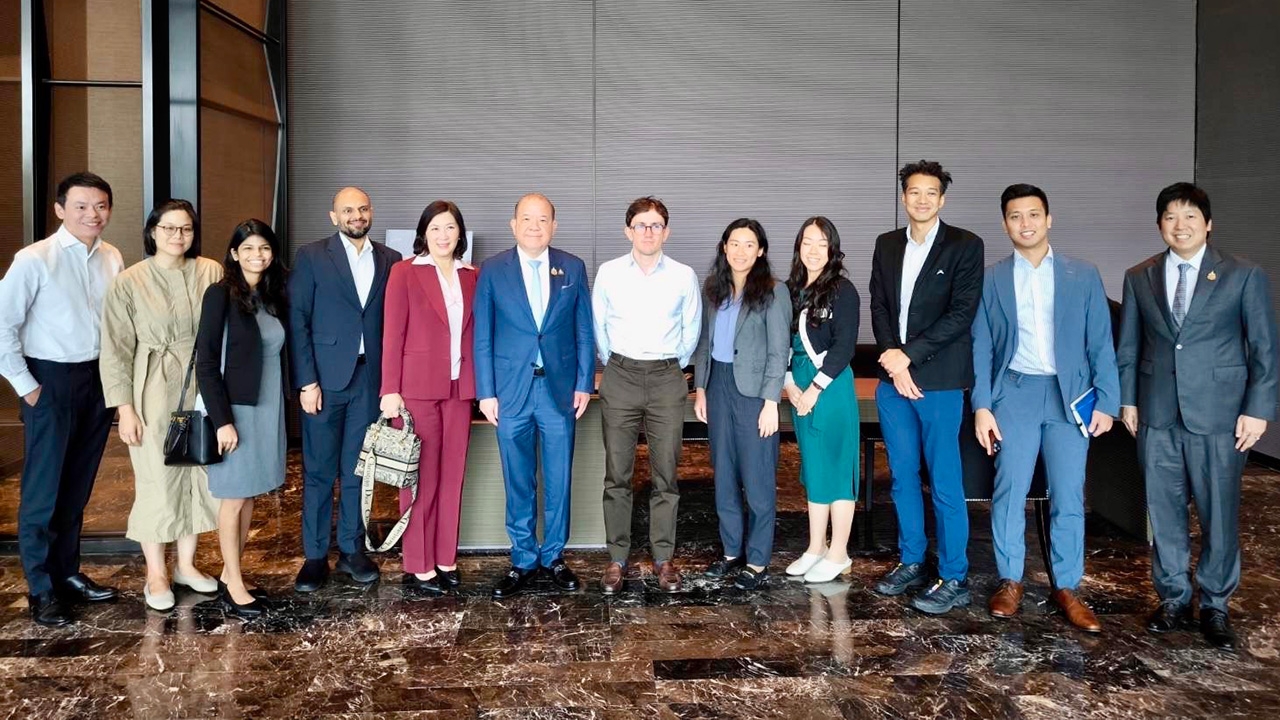 "พิชัย" ชวนต่างชาติลงทุนไทย จี้ "รัฐบาลใหม่" ฟื้นตัวส่งออก เร่งแก้ค่าเงินบาทแข็ง หนี้ครัวเรือน