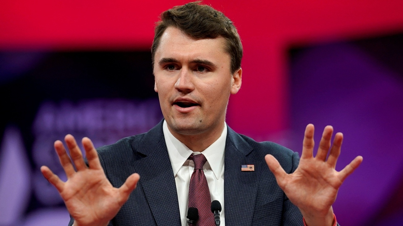 ช็อก ชาร์ลี เคิร์ก ผู้สนับสนุนทรัมป์คนดัง ถูกยิงดับในอีเวนต์มหาวิทยาลัย