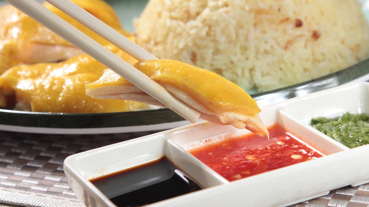 แจก 5 สูตรน้ำจิ้มข้าวมันไก่ รสกลมกล่อม พร้อมวิธีทำกินเองง่ายๆ ทำขายก็ดี