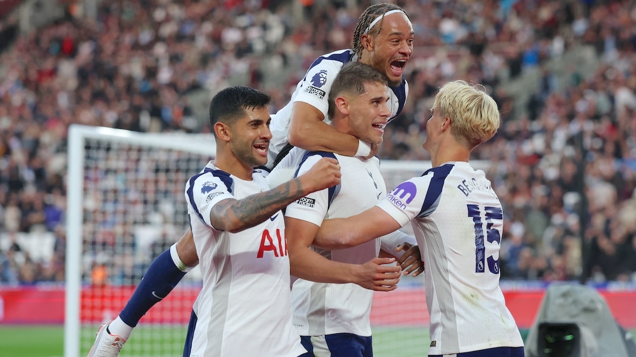 ผลบอล สเปอร์ส ฟอร์มดุ บุกอัด เวสต์แฮม 10 คน ขึ้นรองฝูงพรีเมียร์ลีก