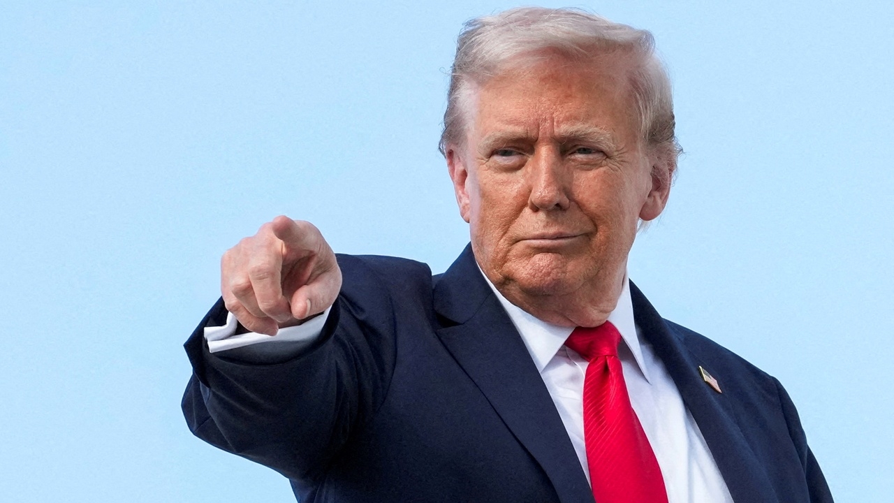 ทรัมป์ลั่น พร้อมคว่ำบาตรมอสโก แต่ชาตินาโตต้องหยุดซื้อน้ำมันรัสเซีย