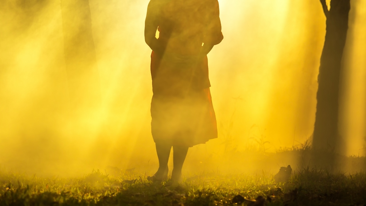 เจ้าหน้าที่วัดดังปทุมฯ รับอยู่ระหว่างรวมหลักฐานแจง ปมพระโอนเงินให้สีกา