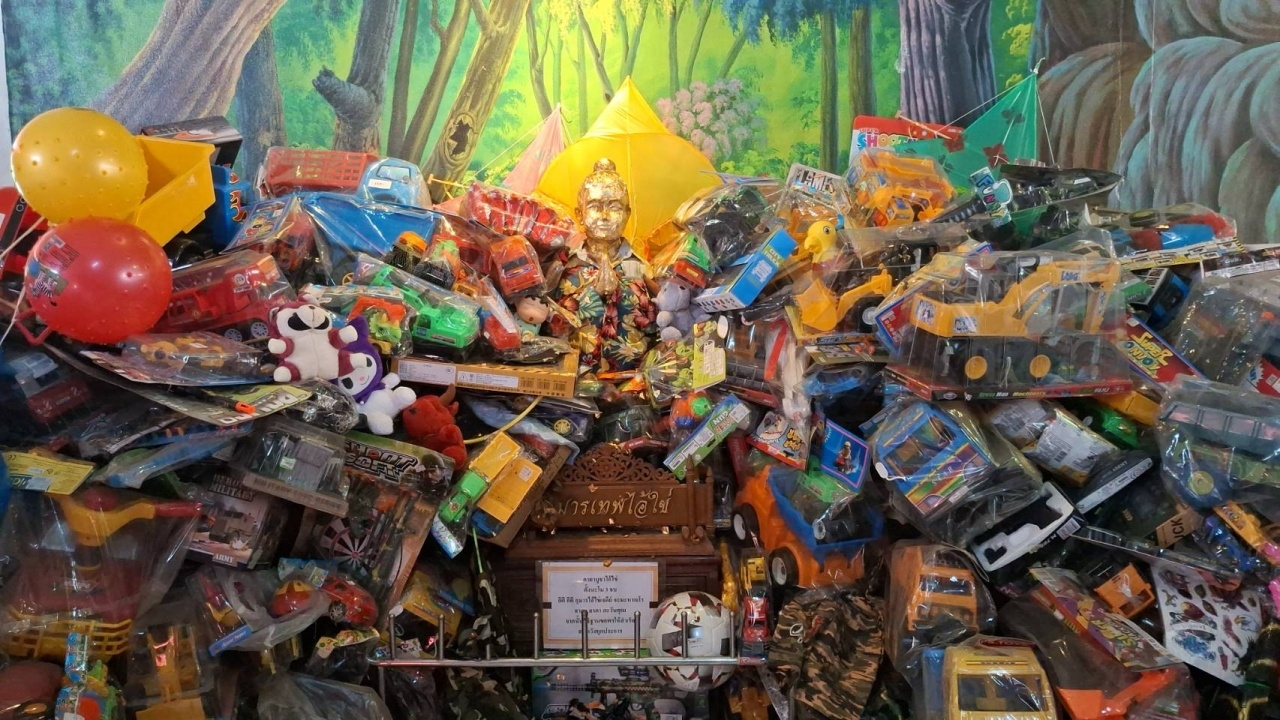 คอหวยแห่ขอโชค กุมารไอ้ไข่ (เหนือ) ไม่พลาดส่องเลขเด็ด เสี่ยงโชคงวด 16/9/68