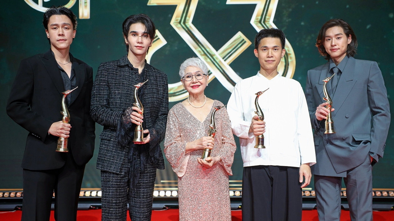 "หลานม่า" คว้า 9 รางวัล นำชาย-หญิง บทยอดเยี่ยม ภ.วิมานหนาม ได้มา "5 รางวัล" สุพรรณหงส์