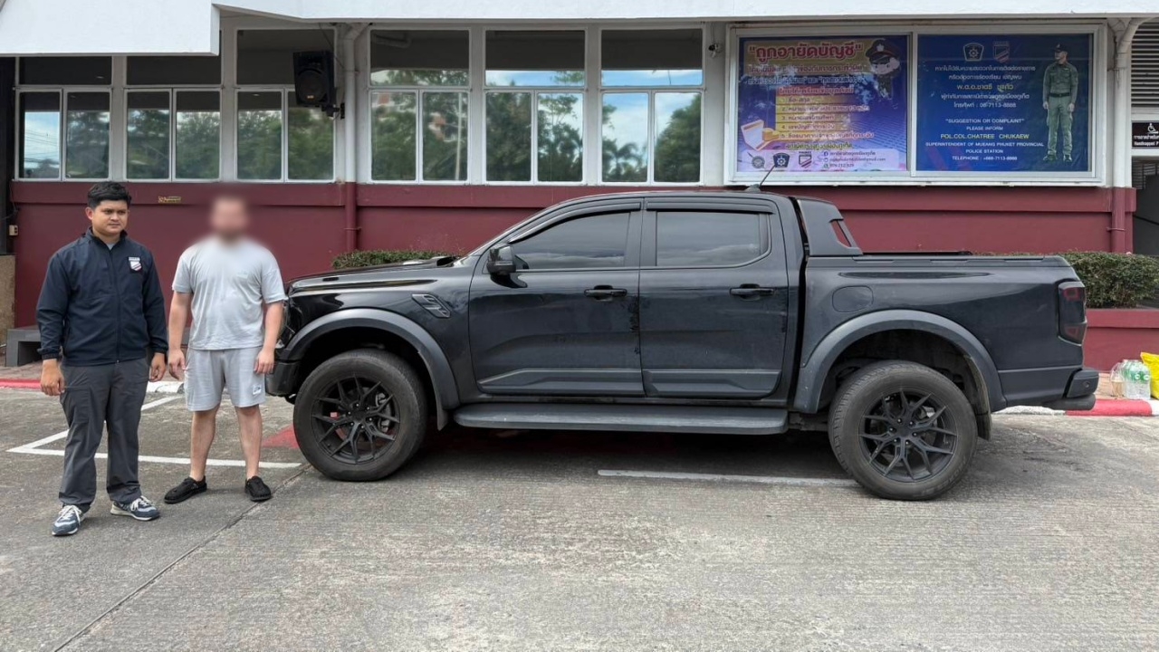 รวบยกแก๊ง หนุ่มรัสเซียร่วมสร้างคอนเทนต์ "เซ็กซ์ท้ายกระบะ" พร้อมยึดรถสีดำของกลาง