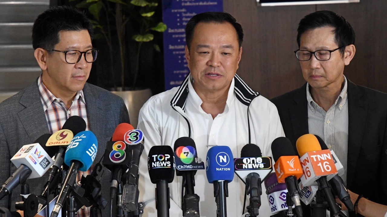 นายกฯ ยัน รมต. พร้อมแจงแถลงนโยบายทุกข้อสงสัย บอกลุ้นอยู่เลือกตั้งซ่อมศรีสะเกษ