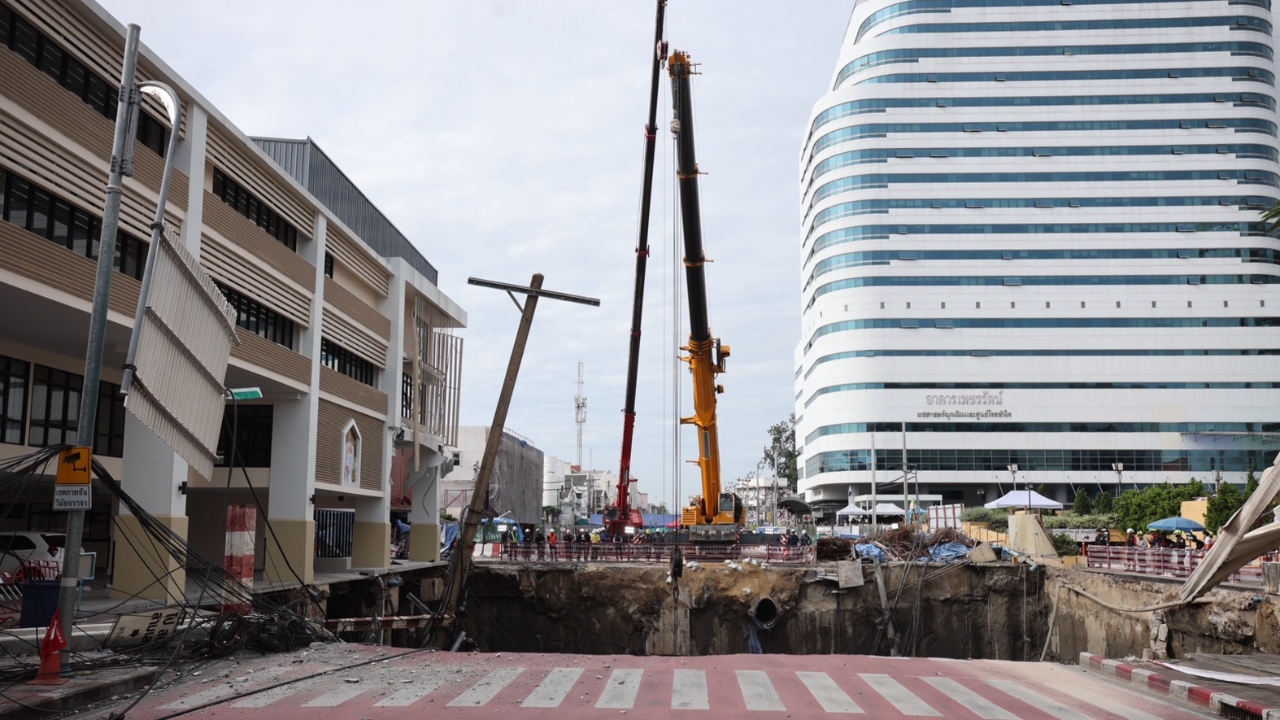 รพ.วชิรพยาบาล เปิดให้บริการผู้ป่วยนอกทุกประเภท เริ่ม 26 ก.ย. 68 หลังถนนทรุดตัว