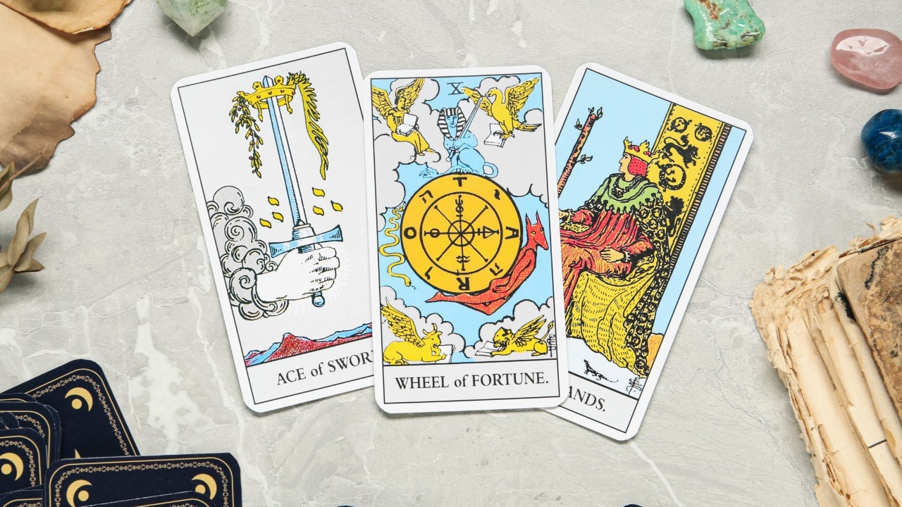 ดูดวงไพ่ยิปซี 3 ใบ การงาน การเงิน ความรัก พร้อมความหมายรูปแบบการวางไพ่