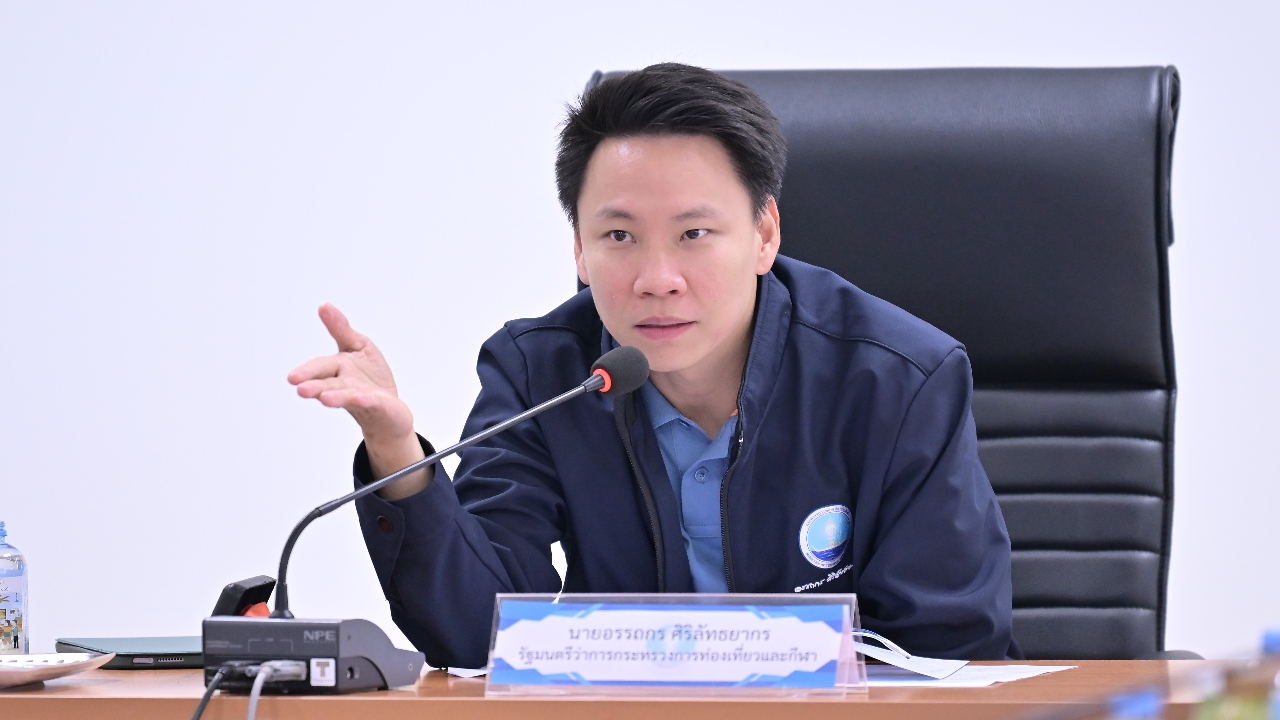 “อรรถกร” เล็งปั้น “บึงสีไฟ” ตามโมเดลกว๊านพะเยา  สู่แลนด์มาร์กเชิงท่องเที่ยว