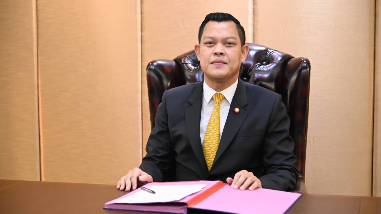 “ธนกร” สั่งรับมือน้ำท่วมในนิคมอุตสาหกรรม เรียกความเชื่อมั่นให้นักลงทุน