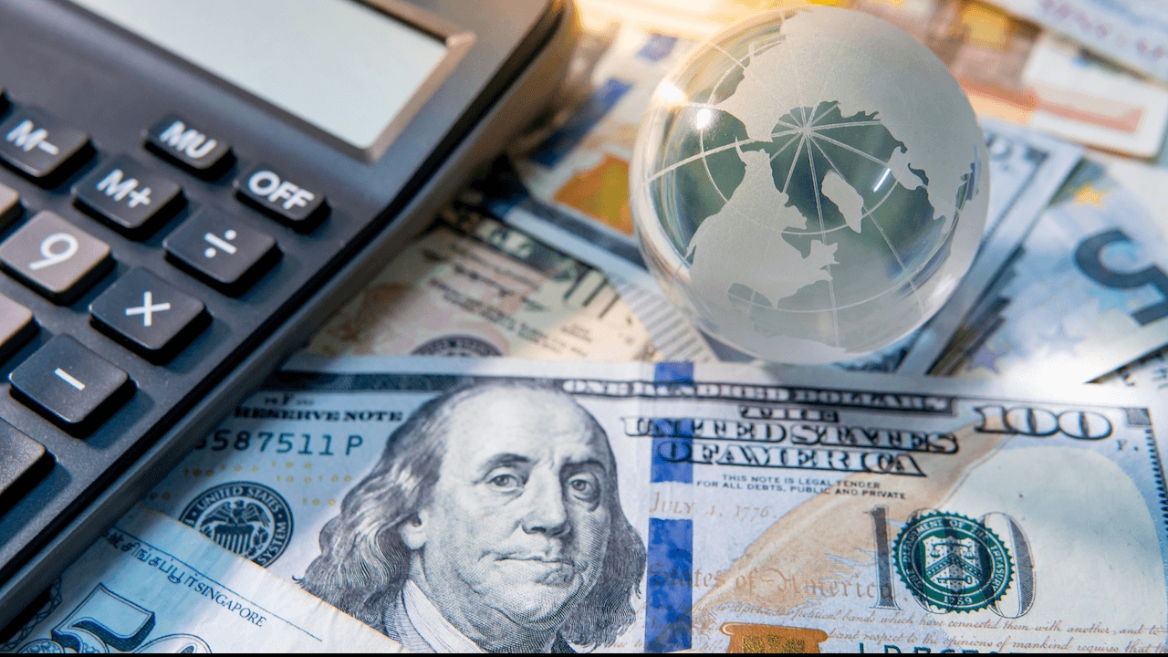 ไทยได้ดุลการค้าสหรัฐฯพุ่ง 9 แสนล้านบาท จับตาศาลสูงชี้ชะตาภาษี “ทรัมป์”