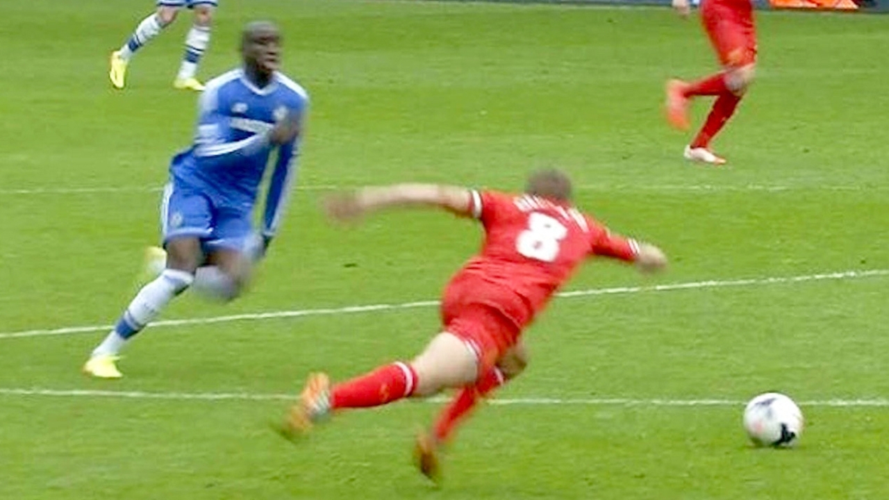 จำไม่ลืม "เจอร์ราร์ด" เปิดใจ "จังหวะลื่นในตำนาน" ทำลิเวอร์พูล วืดแชมป์พรีเมียร์ลีก (คลิป)