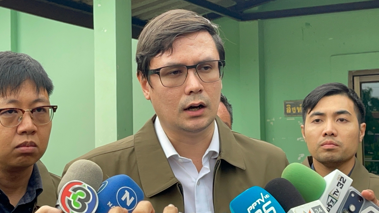 “โรม” เมิน “เบน สมิธ” ฟ้อง 100 ล้าน ลั่น ต้องปกป้องประเทศจากแก๊งคอลเซ็นเตอร์