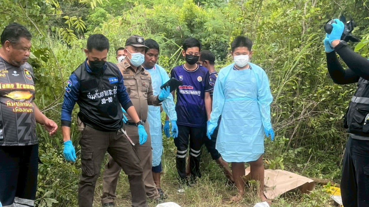 สาวใหญ่หายออกจากบ้าน พบเป็นศพถูกฆ่ารัดคอถ่วงน้ำ