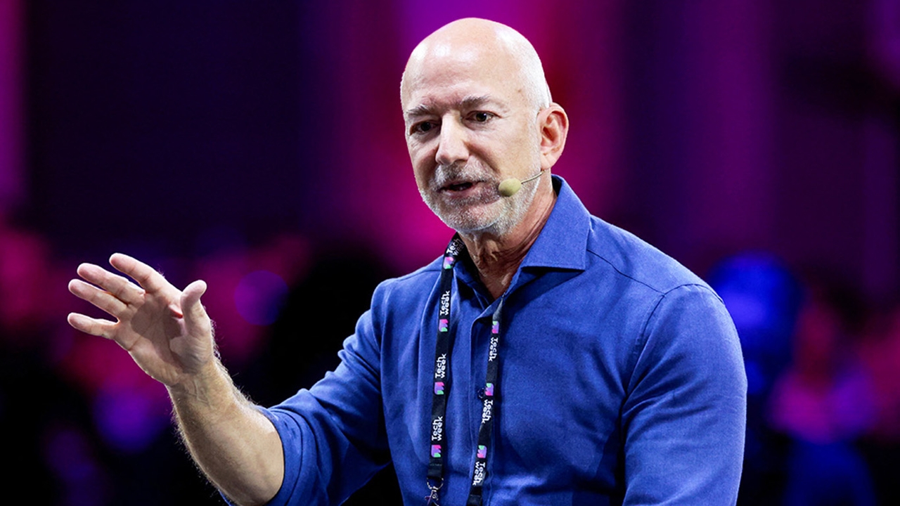 Jeff Bezos เชื่อ AI เป็น "ฟองสบู่ที่ดี" สร้างประโยชน์ระยะยาาว แม้ราคาหุ้นอาจร่วงเหมือนยุคดอทคอม